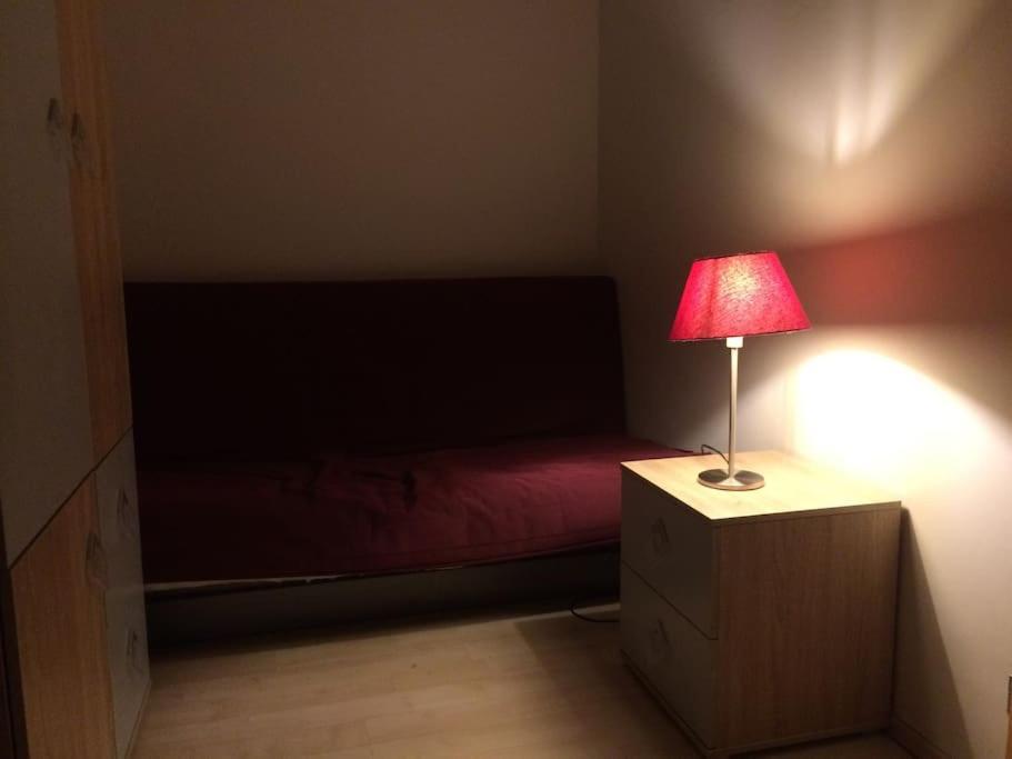 Nice Room, Комната, Pokoj Miedzy Airport Wro A Centrum Wrocław Buitenkant foto