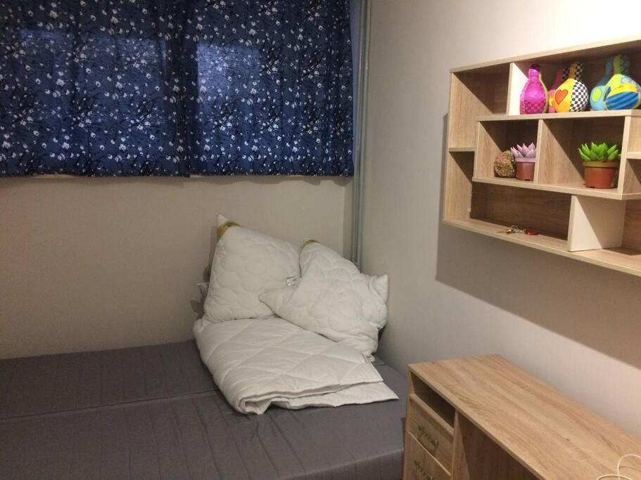 Nice Room, Комната, Pokoj Miedzy Airport Wro A Centrum Wrocław Buitenkant foto